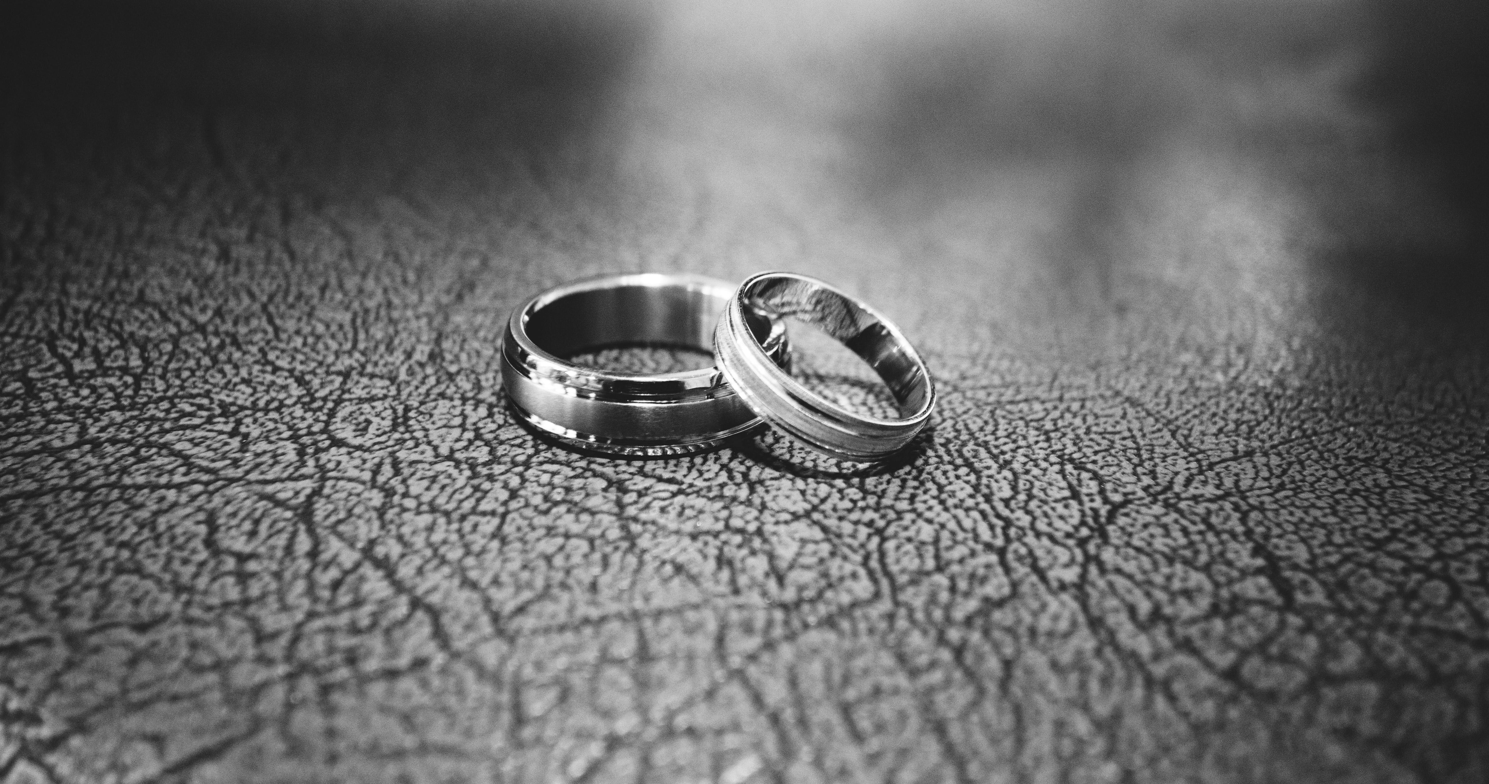 black-and-white-close-up-engagement-17834.jpg